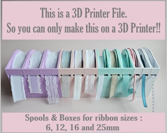 May include: A 3D printed set of spools and boxes for storing ribbon. The spools and boxes are in various colors, including purple, pink, and blue. The text on the image reads: "This is a 3D Printer File. So you can only make this on a 3D Printer!! Spools & Boxes for ribbon sizes: 6, 12, 16 and 25mm"
