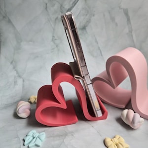 Heart Phone Holder ( Fits Phone or Tablet ( 3D Print File !! )