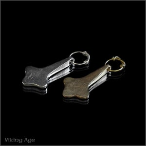 Simple bronze Thor hammer pendant