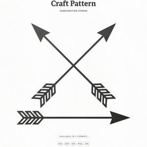 Puede incluir: Patrón de artesanía en blanco y negro con cuatro flechas en forma de cruz. El patrón está disponible en cinco formatos: SVG, DXF, EPS, PNG y JPG. El texto "Folktale Co. Craft Pattern Handcrafting Stories" está en la parte superior de la imagen. El texto "Die Cut" está en la parte inferior izquierda de la imagen. El texto "No. 340" está en la parte inferior derecha de la imagen.
