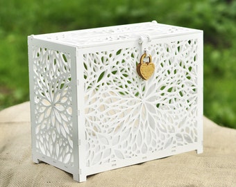 Wedding card box with lock