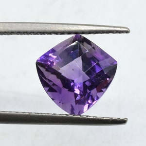 Shield Shape Natural Amethyst Checker Cut Loupe Clean Precisely Cut Amethyst Loose Gemstone For Beautiful Jewelry Making 10x10 mm LQ-30