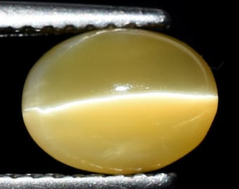 Golden Opal Cats Eye Oval Shape Opal Cats Eye Exactly Like A Cat Eye Precisely Cut Cabochon For Jewelry Making 9X12 MM OP-129