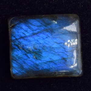 Flashy Natural Blue Labradorite With Lighten Up Deep Blue Colors Labradorite Making Of Beautiful Pendent Loose Gemstone 18x21 mm