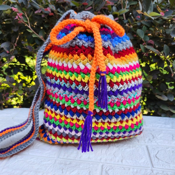 Finished Crochet Custom Mochila Wayuu Style, hand knit with leftover wool. unique edition, amazing gift for Sister