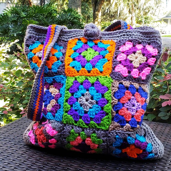 Crochet Crossbody Bag: Gray & Purple Boho Handbag, Handmade  display picture 1
