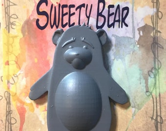 Paint A Little Something, Sweety Bear, 3d print, preprimed, paint-your-own, cute, animal, creature, button, broch, activity,