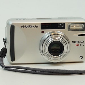 Voigtländer Vitolux 28-110 | Vintage 35mm Compact Zoom Film Camera – Tested & Working