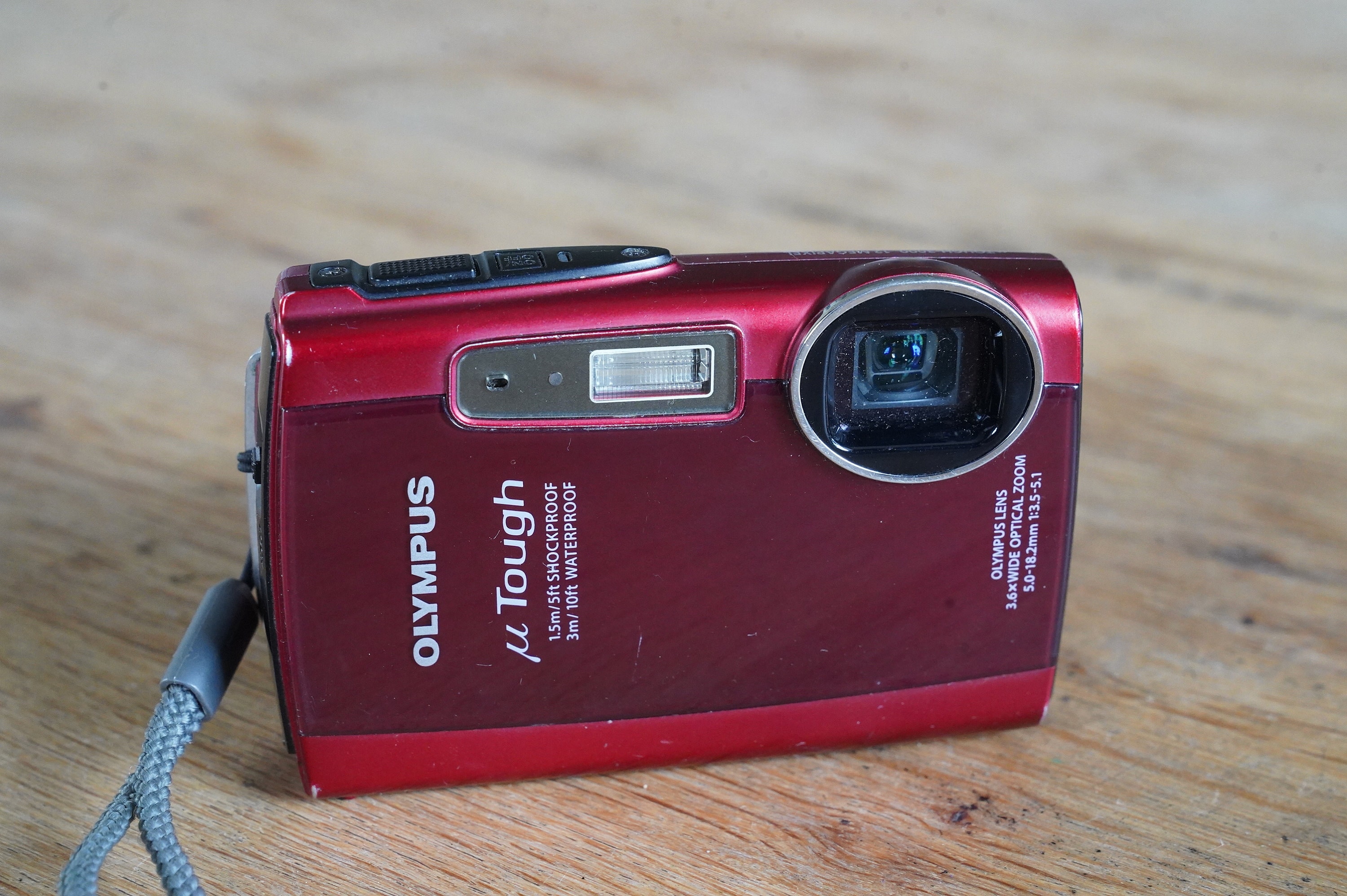 OLYMPUS μTOUGH-3000 　レッド Amazon.com : OM SYSTEM OLYMPUS Stylus Tough 3000 12 MP