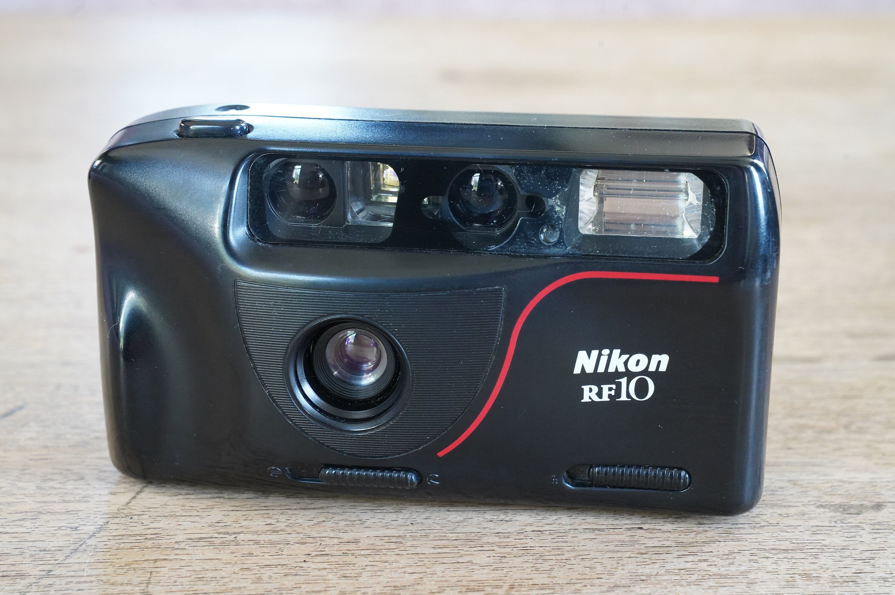 Nikon RF10, P&S for 35mm Films - Main Image