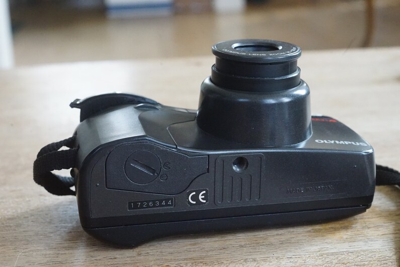 very nice! classic point and shoot Olympus Superzoom 120