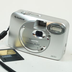 Fujifilm A201, rare Y2K digicam with Smart Media card, like new!