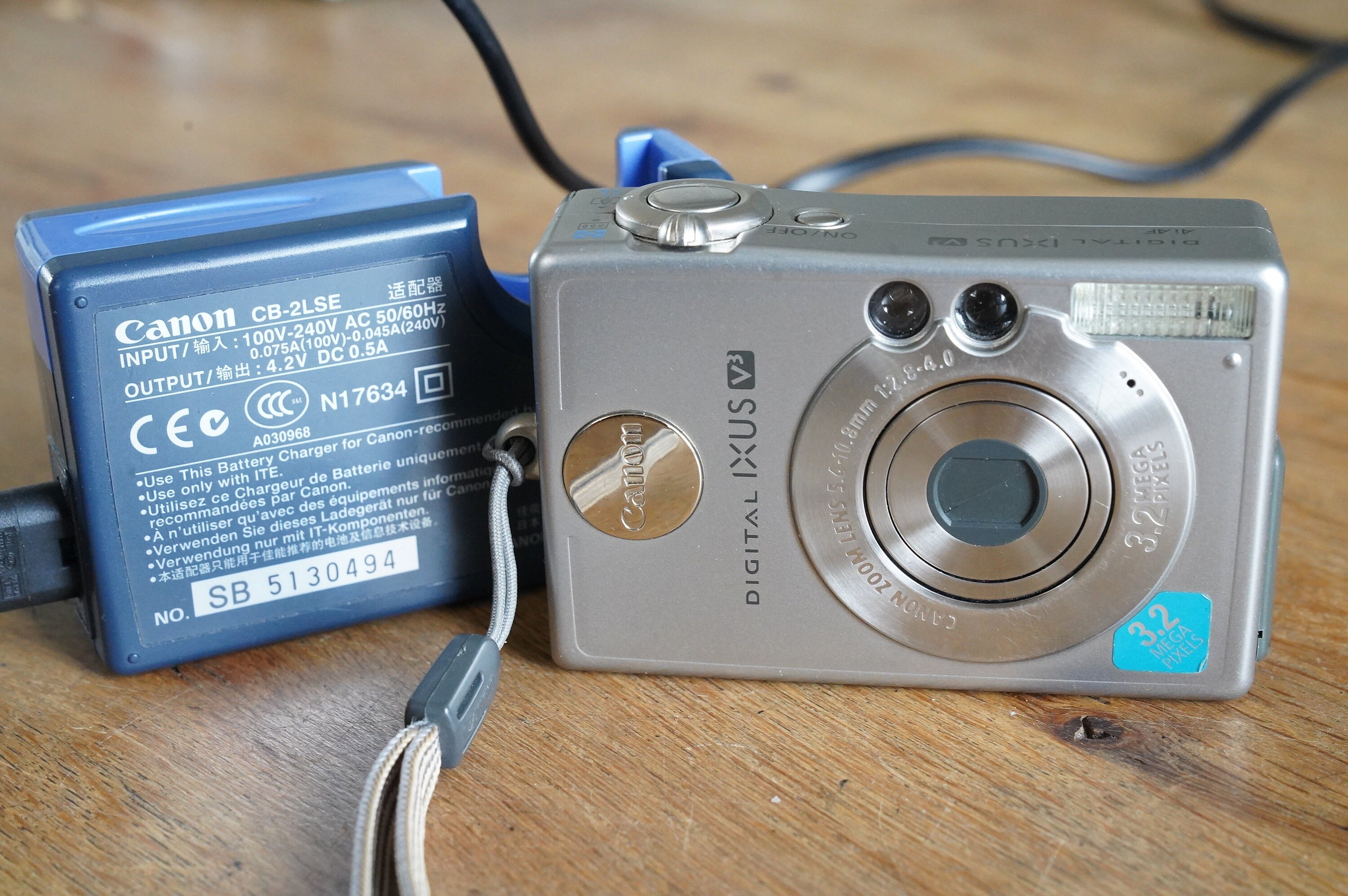 Canon Digital IXUS V3 With Card! - Etsy Canon Digital IXUS V3 With Card! - Etsy