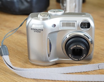 Canon E27 Digitalkamera, Coolpix 3100, mit Karte !