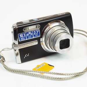 Olympus Stylus / Mju-1010 digicam, small beauty! Complete, ready to shoot!!