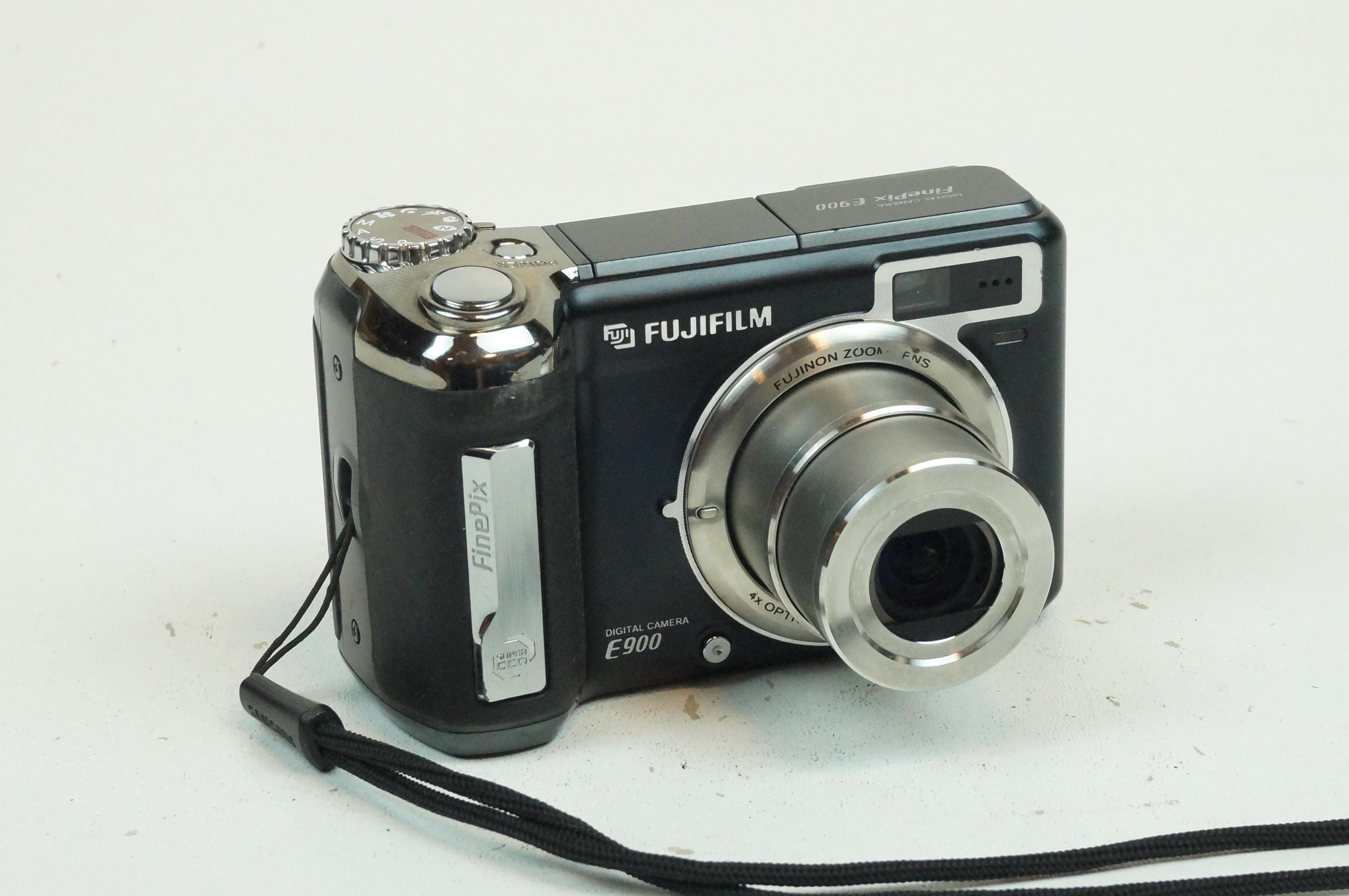 ジャンクFujifilmFinePix ZNikonCoolpixS5EXILI Fujifilm Finepix - Etsy Canada