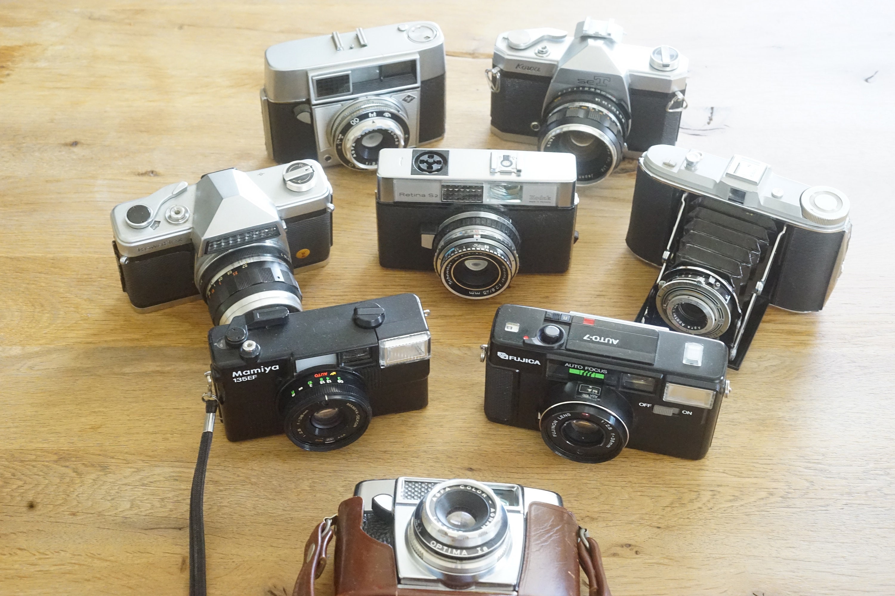 Lot De 7 Appareils Photo Vintage - Pour Pièces, Réparation Ou Décoration - Marques Diverses