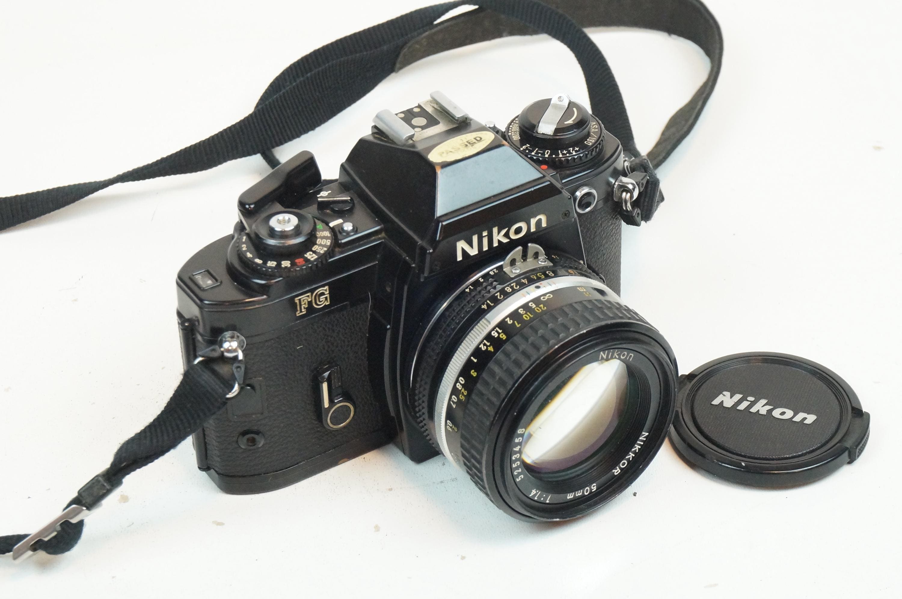 フィルムカメラ Nikon FG 50/1.4 Nikon FG With Nikkor 50mm F/1.4 Lens! Works but PLEASE READ!! - Etsy