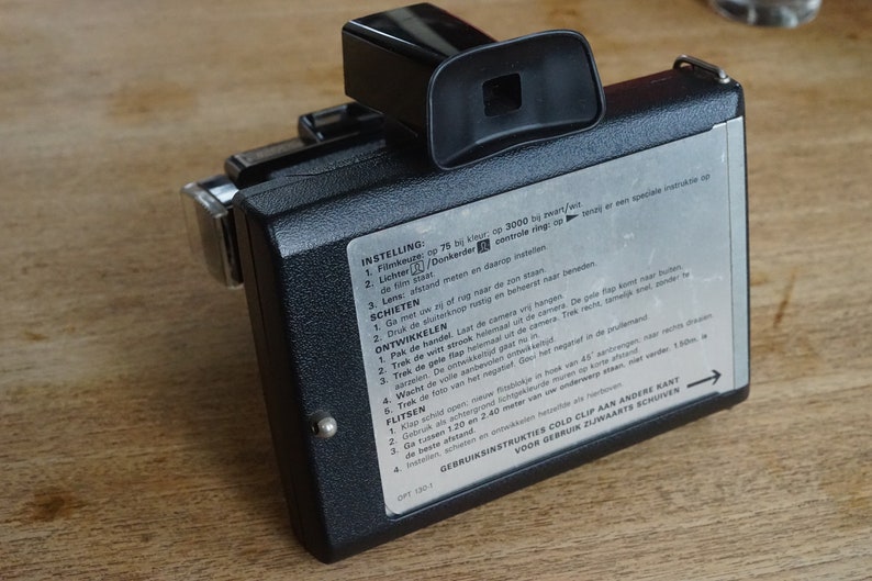 classic camera collectors item! Polaroid Colorpack 80