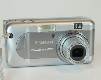 Canon Powershot A420 vintage digital camera