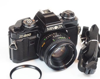 コシナ CT7 コンピューター、35 mm フィルム SLR、f/1.8 50 mm レンズ