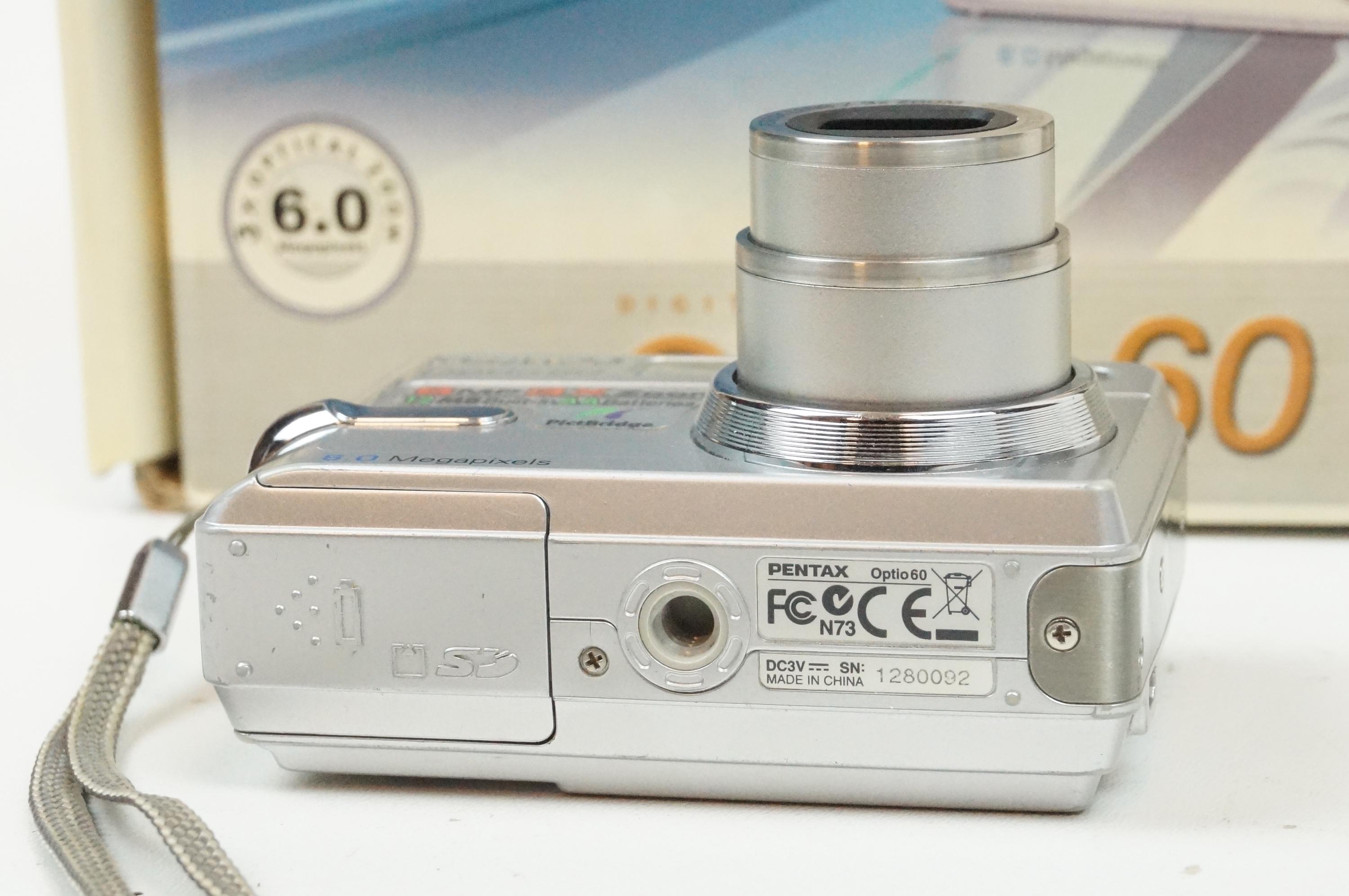 ペンタックス Optio 60 ビンテージ デジタル カメラ、カード付き
