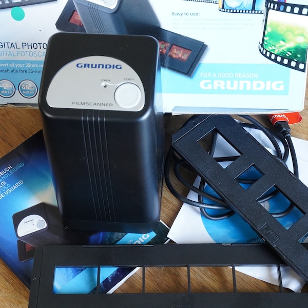 Grundig USB 2.0 35mm film and slide scanner