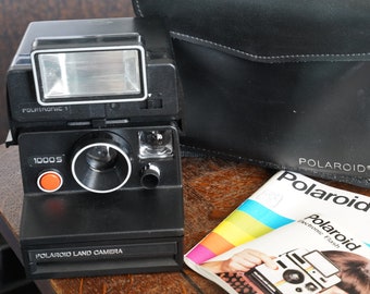 Polaroid 1000S Land camera, with PolaTronic flash!