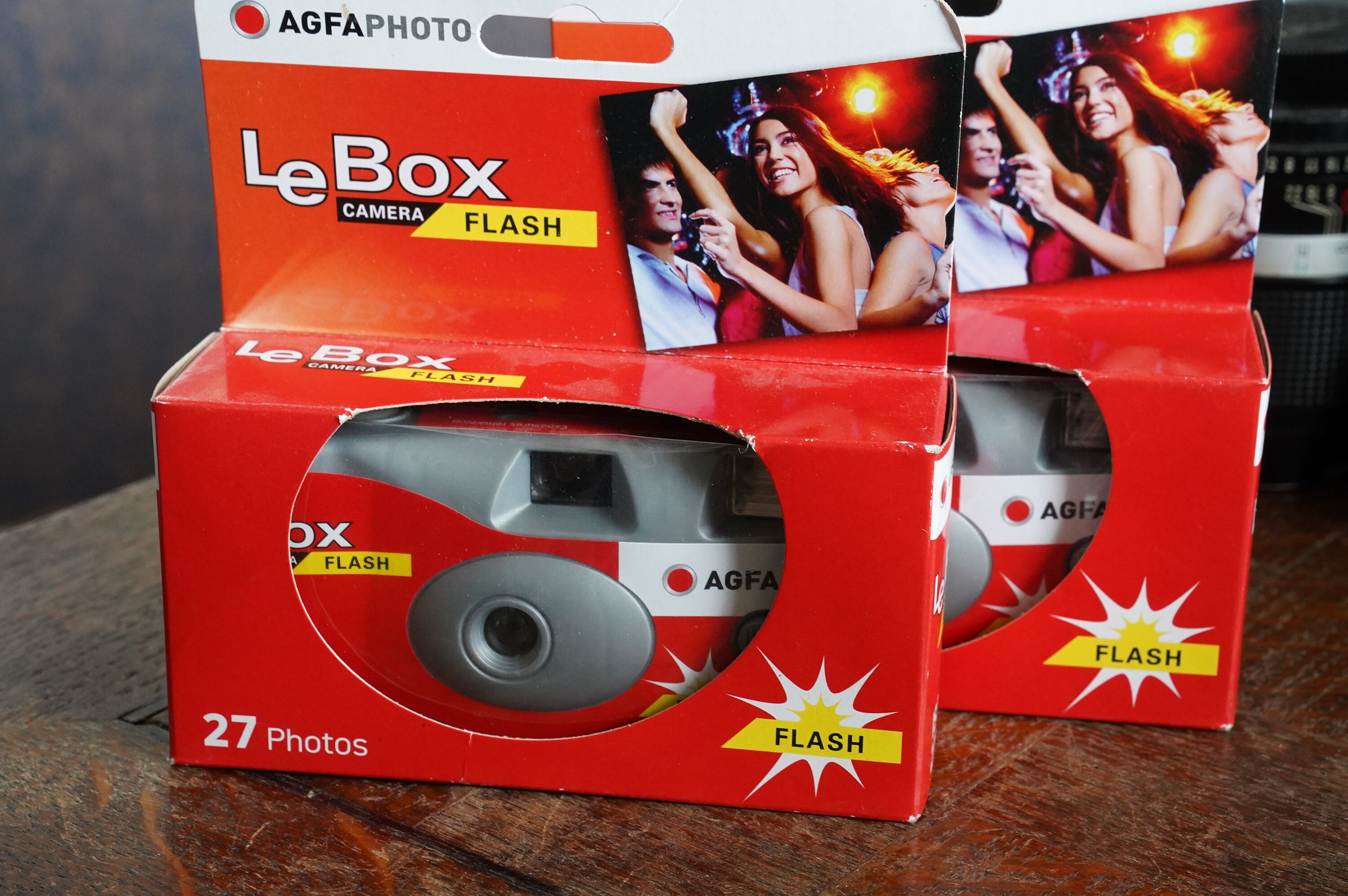 AgfaPhoto Lebox 27Exp. - Cámara desechable en color con flash