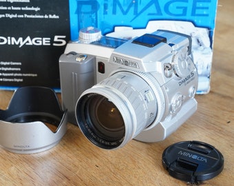 Minolta Dimage 5, classic digital camera, excellent condition!