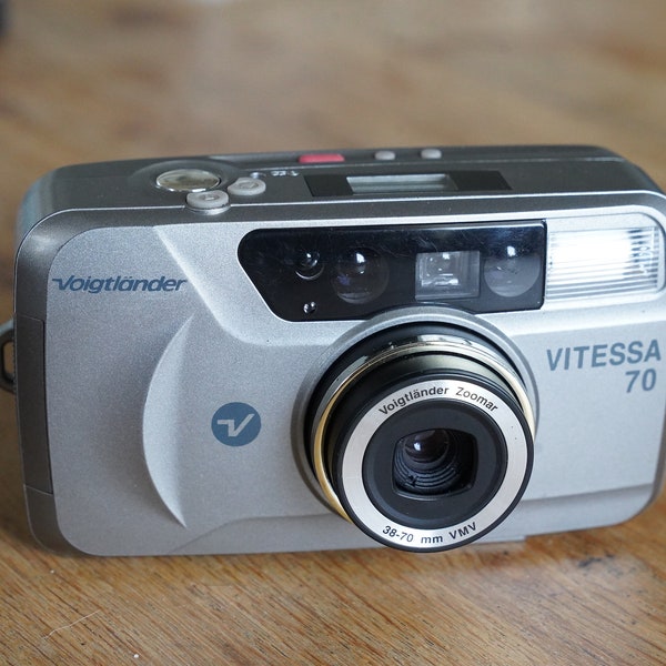 Voigtländer Vitessa 70, compact camera for 35mm film.