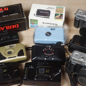 Nice collection of TOY cameras! Simple to use, fun cams with plastic lenses! Lomo!