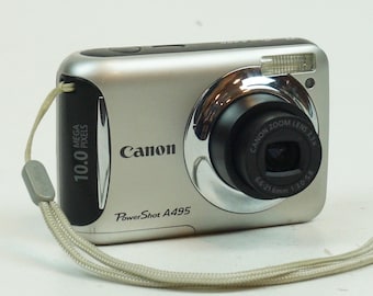 Canon Powershot A495 vintage super compact digital camera