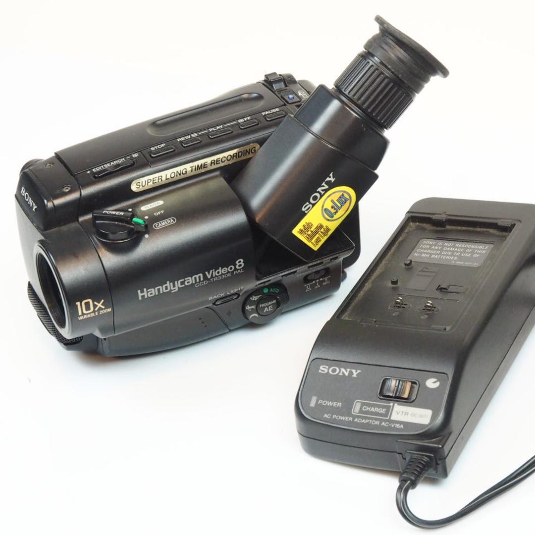 動作確認済】 ソニー SONY Handycam CCD-TR3300 Hi8 【公式通販】