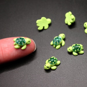 Miniature Resin Turtle Figurines: Polka Dot Shells, Fairy Garden Decor (3 Pk)