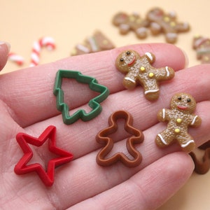Christmas Cookie Cutters 24 Pk Mini 1:6 Scale Holiday Gingerbread, Star and Tree Cookie Cutters, Tiny Dollhouse Kitchen Food Accessories