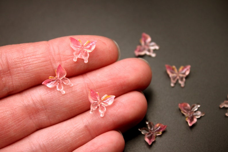 Pink Glow in the Dark Butterflies 20 Pk Flatback Polyresin Butterfly Decor for Fairy Garden, Nail Art, Resin Filler, Terrarium, Craft Bild 7