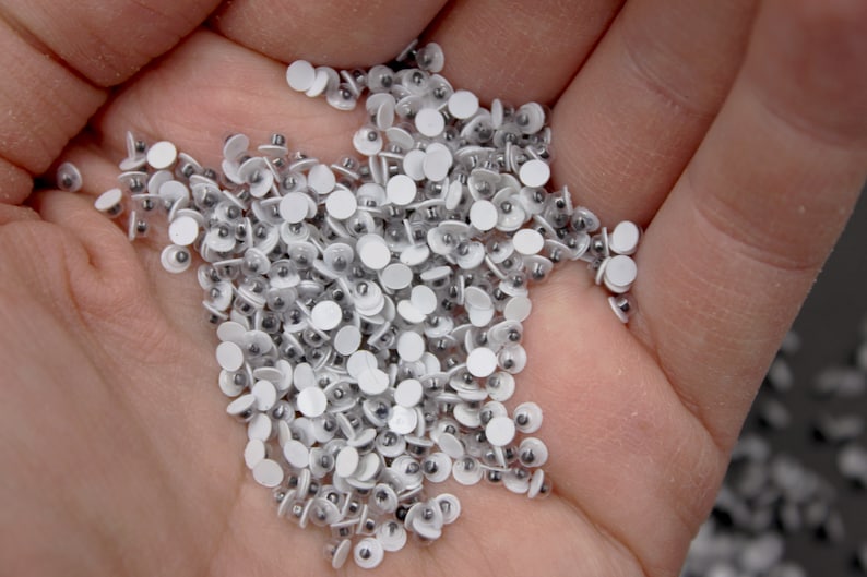 Googly Eyes: 100Pk 3mm Extra Tiny Craft Wiggle Eyes image 2