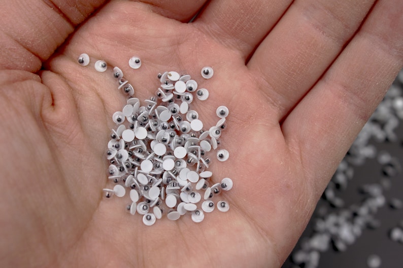 Googly Eyes: 100Pk 3mm Extra Tiny Craft Wiggle Eyes image 3