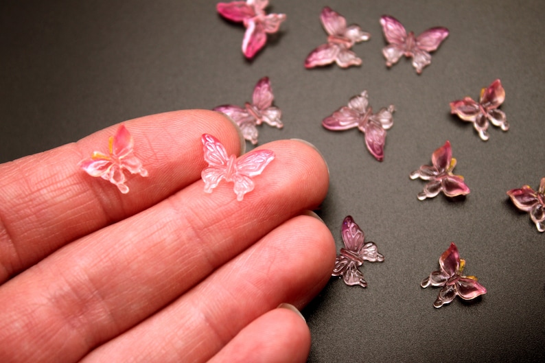 Pink Glow in the Dark Butterflies 20 Pk Flatback Polyresin Butterfly Decor for Fairy Garden, Nail Art, Resin Filler, Terrarium, Craft Bild 5