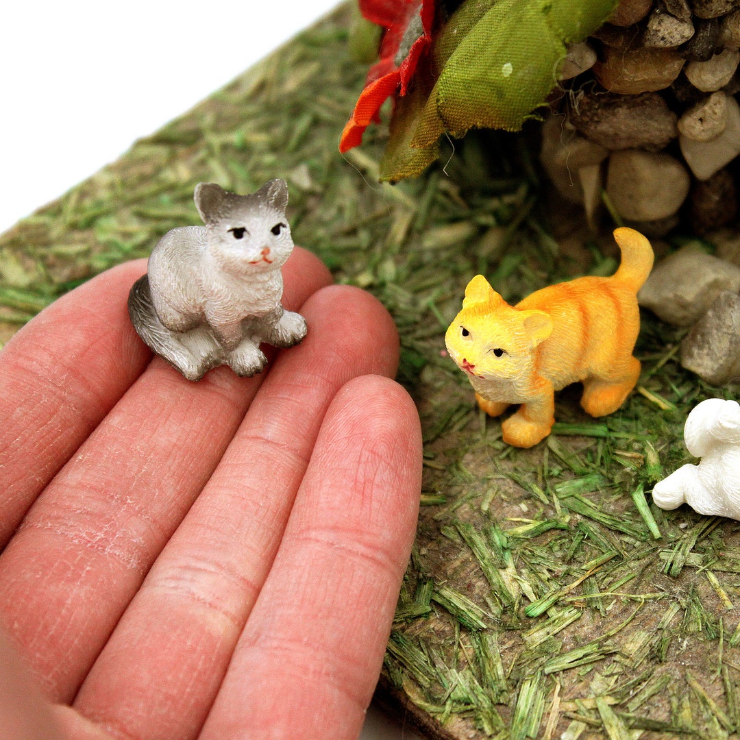Tiny Sleeping Kitten Miniature 1:24 G Scale Hand Painted Resin 