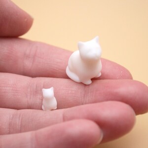 Gatos en miniatura (paquete de 4), escala 1:24, sin pintar, para casa de muñecas. imagen 11