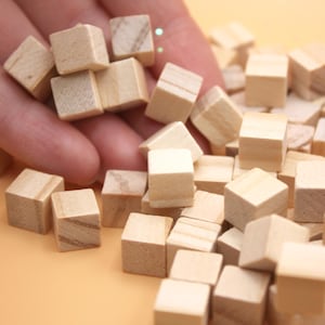 Micro Wood Blocks: 1cm 50 Pk Miniature Cubes for Dollhouse STEM Crafts
