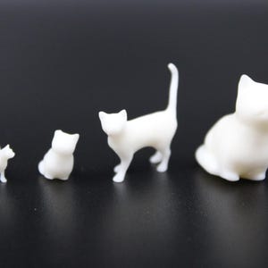 Gatos en miniatura (paquete de 4), escala 1:24, sin pintar, para casa de muñecas. imagen 3