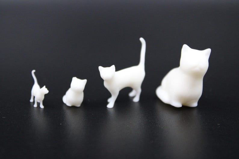 Gatos en miniatura (paquete de 4), escala 1:24, sin pintar, para casa de muñecas. imagen 3