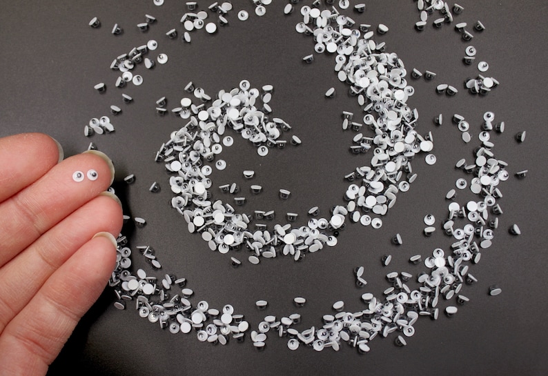 Googly Eyes: 100Pk 3mm Extra Tiny Craft Wiggle Eyes image 8
