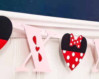 Disney Valentine's Day Banner - Mickey Mouse Heart Garland
