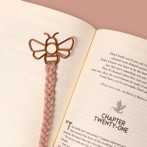 Bumblebee Charm Bookmark | Gifts for Book Lover, Readers | Gifts for Friends | Book Accessories | Holiday Stocking Stuffers | Bookish Gifts
