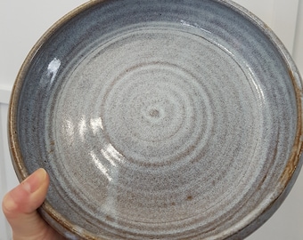 Serving dish/ casserole, oatmeal, minimalistic handmade wheel-thrown pottery, housewarming gift, pottery gifts, stoneware, Curvy_Pots