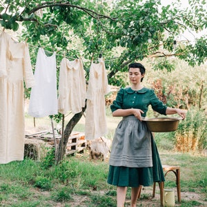 ELIZA linen apron, half apron, apron with pockets, retro apron, cottagecore style image 3